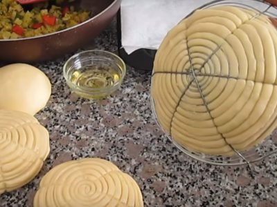 Дрожжевые булочки с овощами