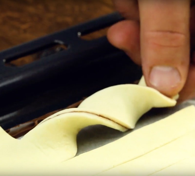 елка из слоеного теста фото