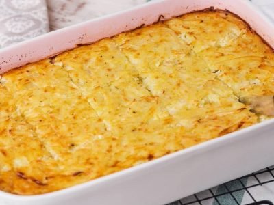 Еврейский картофельный кугель с луком и яйцами