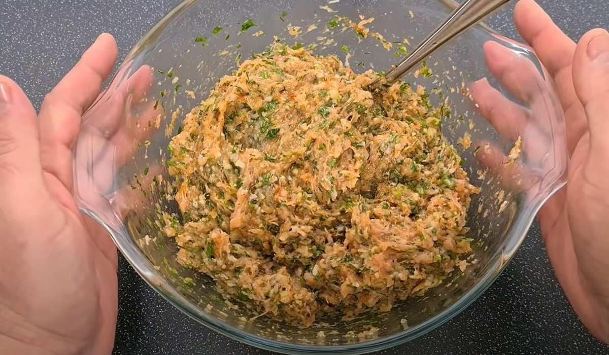 Шампиньоны с мясной начинкой на мангале – кулинарный рецепт