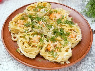 Феттуччине с креветками