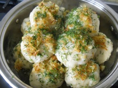 Украинские картофельные галушки с курицей