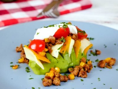 Гармошка из авокадо в мексиканском стиле