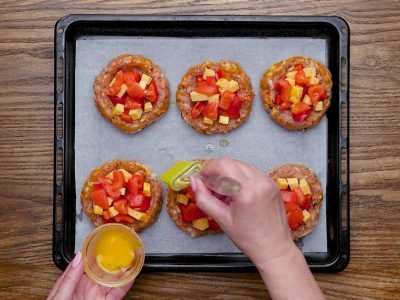 Гнезда из индюшиного фарша