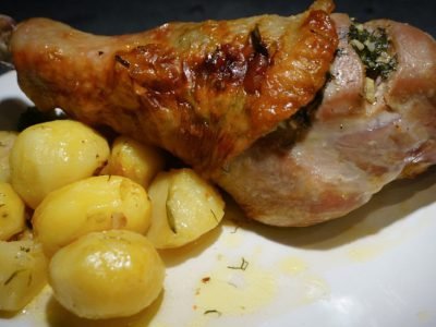 Голень индейки в рукаве