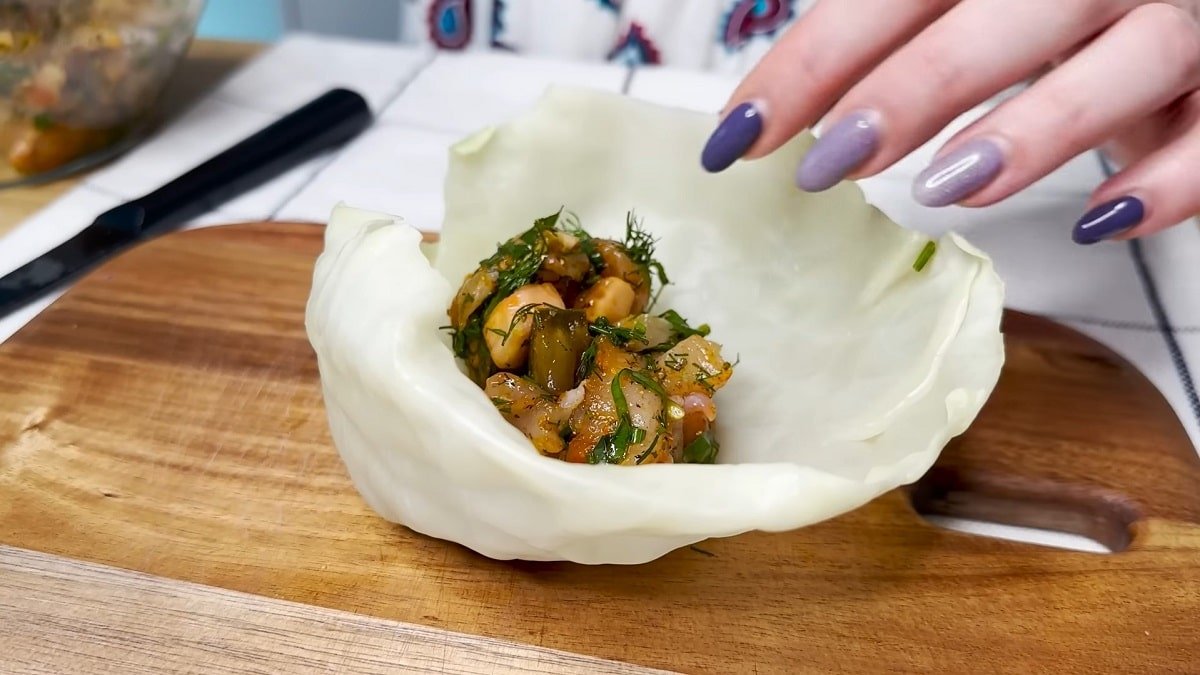 капустный лист с начинкой