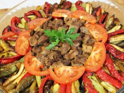 Говядина с овощами