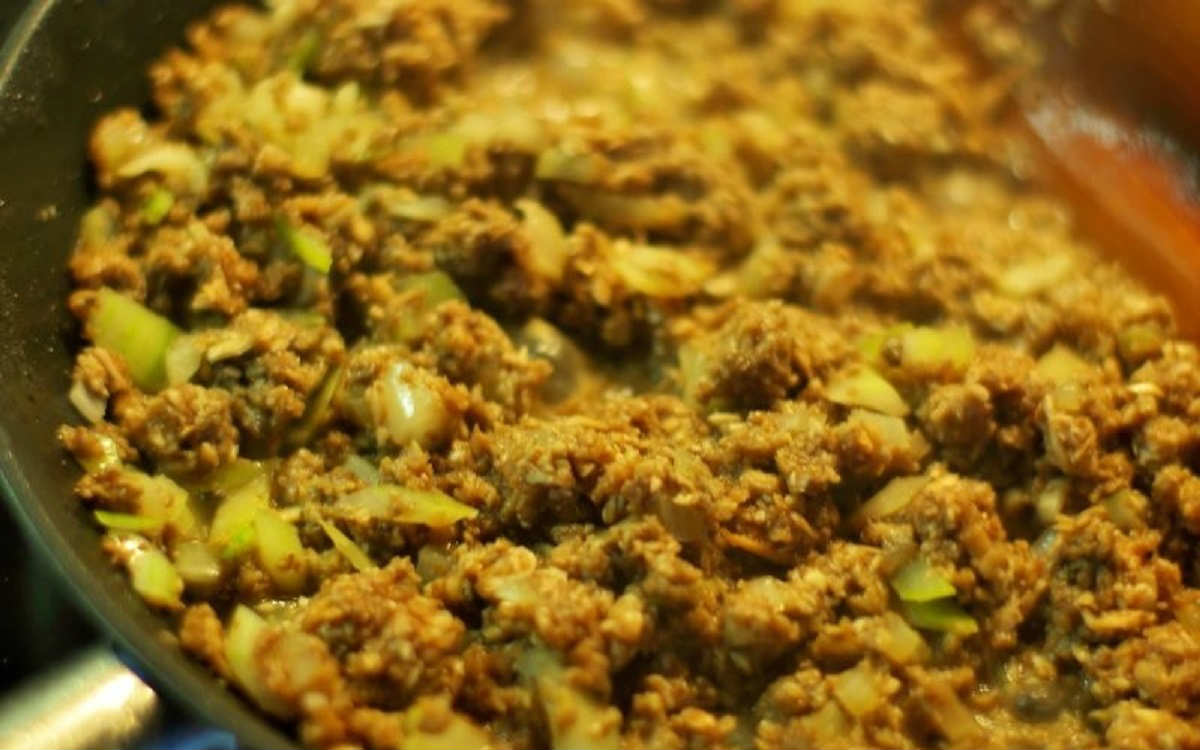 грибы и лук