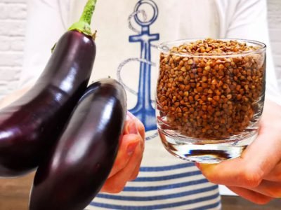 Гречневая каша с овощами на сковороде