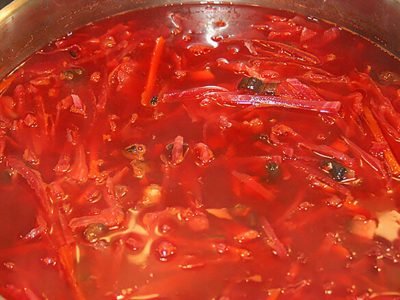 Грибной борщ с черносливом