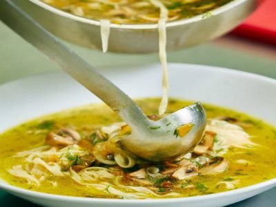 Грибной суп с лапшой