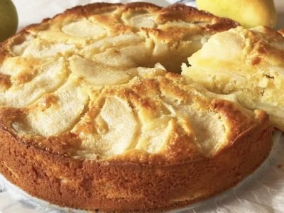 Грушевый пирог на сметане