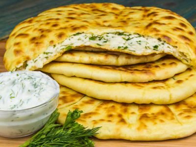 Хычины с сыром и зеленью