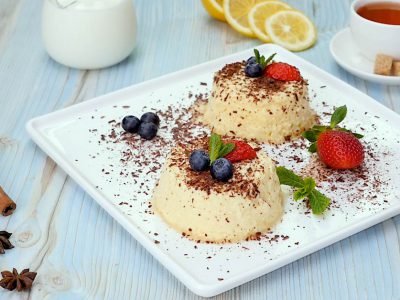 Имбирный муссовый крем с ягодами