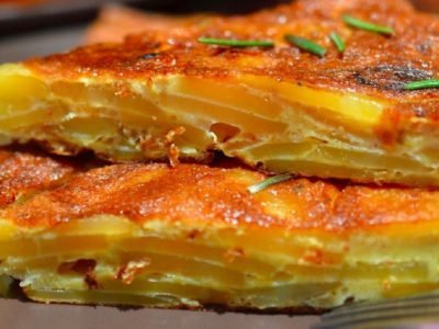 Классическая испанская тортилья с розмарином, рецепт — Вкусо.ру Классическая испанская тортилья с розмарином, рецепт — Вкусо.ру
