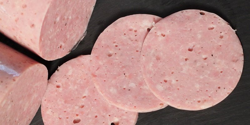 ломтики салями