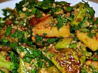 Кабачки с грецкими орехами