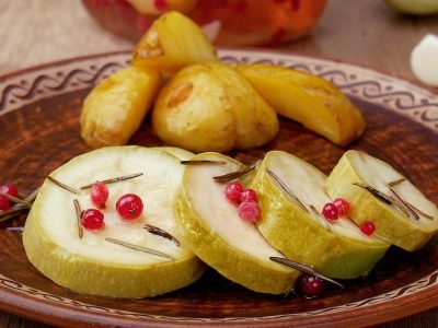 Кабачки с розмарином