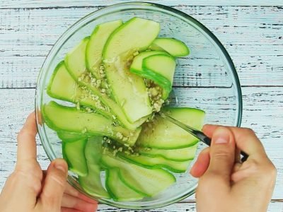 Кабачки с укропом и чесноком