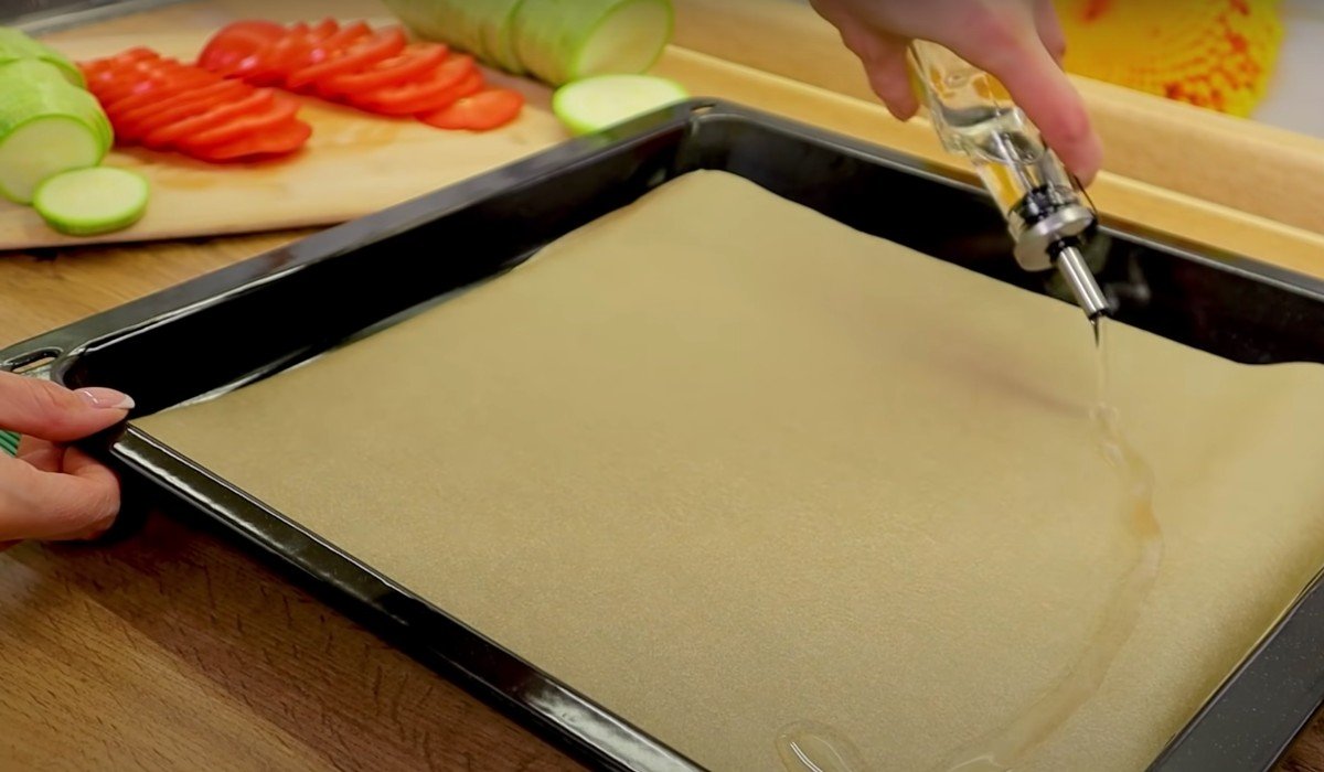 кабачки на противне