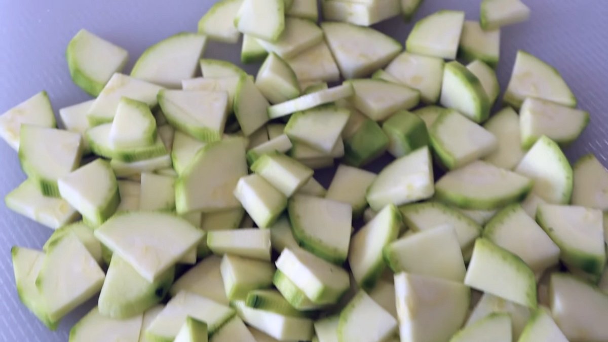 нарезанные кабачки