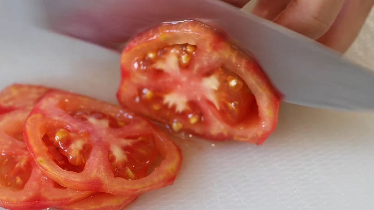 нарезка помидора