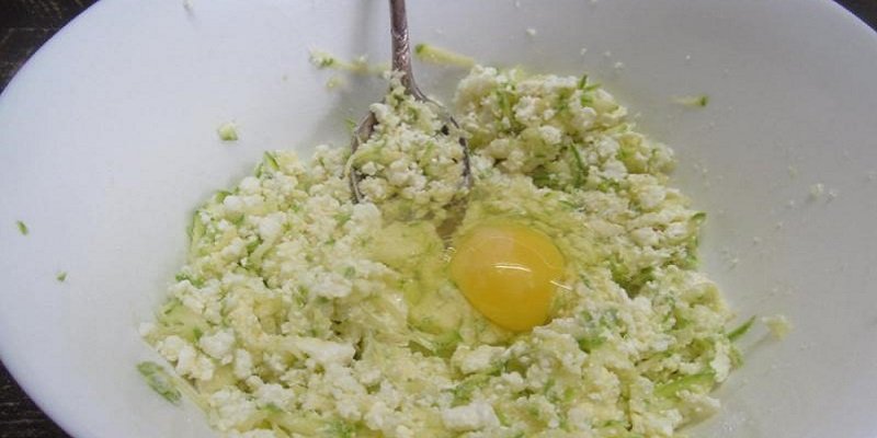 кабачковые лепешки