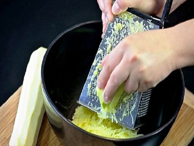 как натирать кабачки