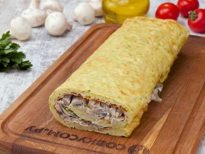 Кабачковый рулет с грибами