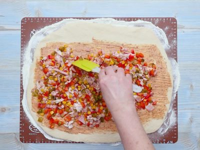 Как быстро приготовить пиццу