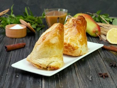 Как приготовить груши в тесте