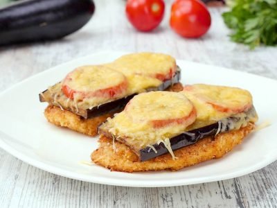 Как приготовить куриные грудки с баклажаном