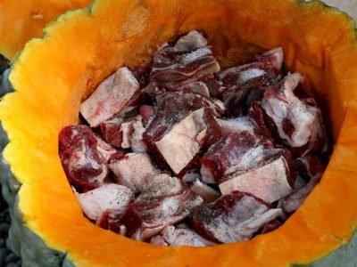 Как приготовить мясо в тыкве