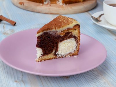 Как приготовить пирог с творожными шариками