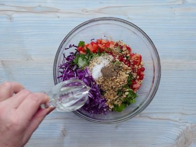 Как приготовить салат из красной капусты