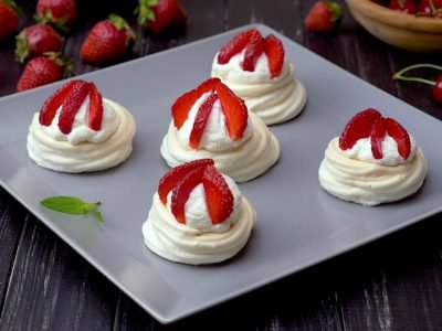 Как приготовить творожные пирожные