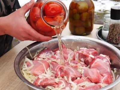 Как замариновать шашлык в помидорном рассоле