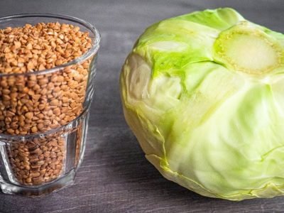 Ароматная капуста с гречкой в рукаве для запекания