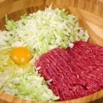 Капустные оладьи с фаршем