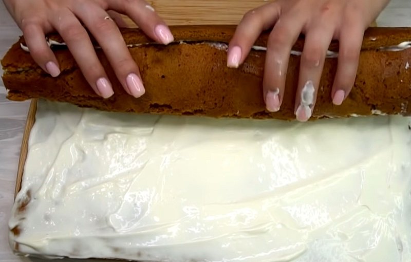 формирование медовика в рулет