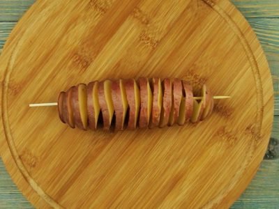 Картофель на шпажках