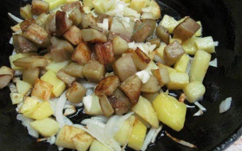 баклажаны с картофелем