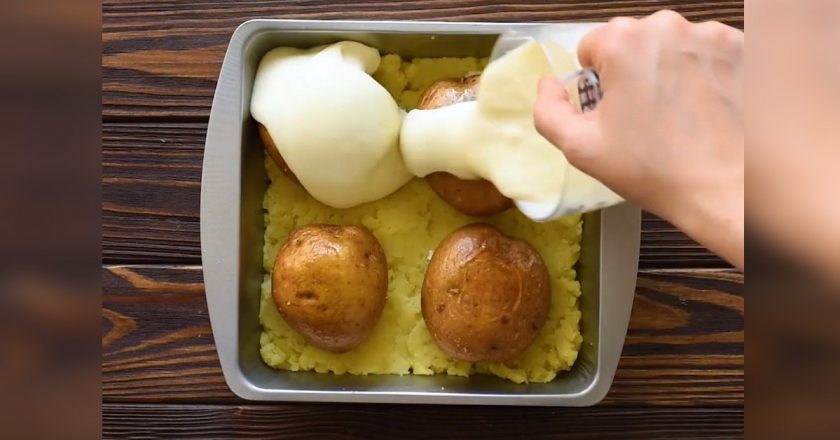 Картофель с белым соусом