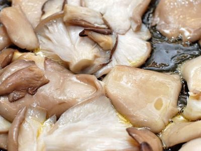 Картофель с вешенками