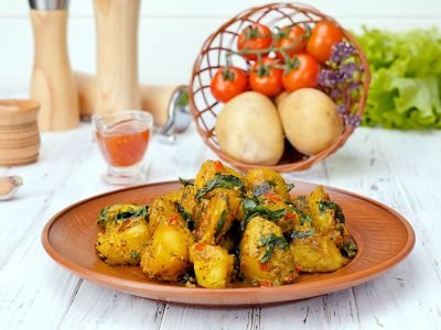 Картофель со шпинатом