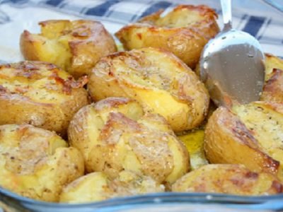 Картофель в кожуре, запеченный в духовке