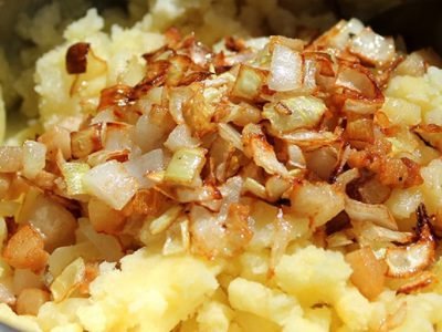 Картофельное пюре с луком