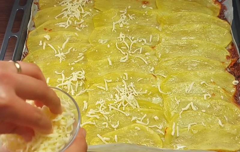 приготовление картофельного рулета