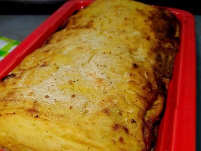 Картофельный рулет с начинкой из капусты