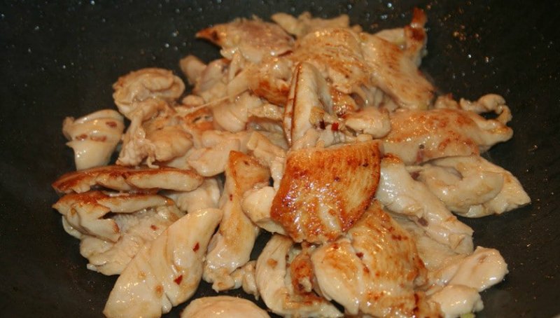 кассероль с курицей и горошком